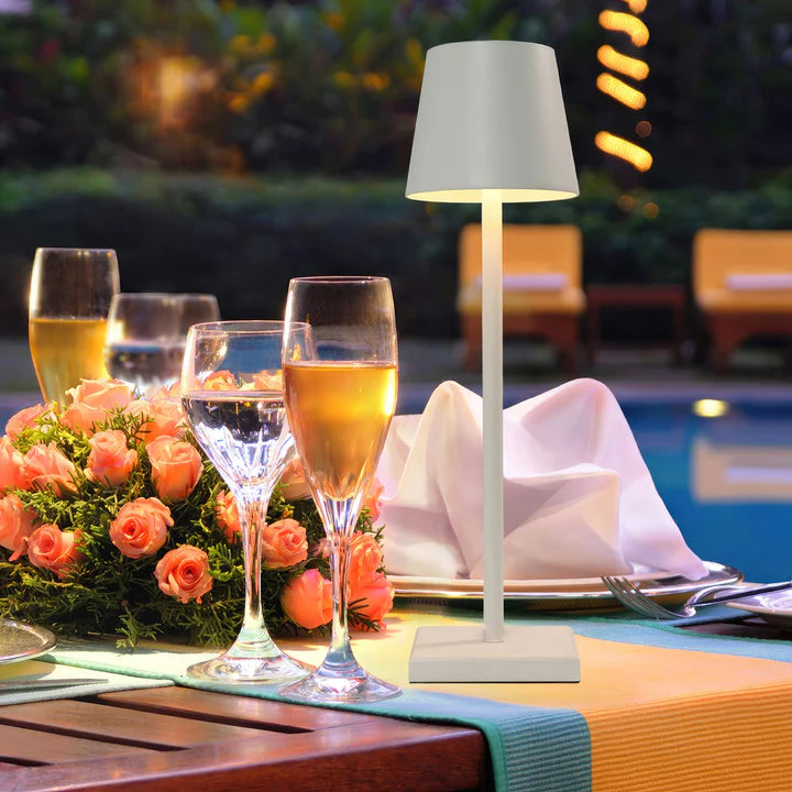 Amstel LED Light | Draadloze LED Tafellamp - novoza